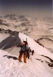 Sur l'arête sommitale.