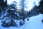 Départ dans la forêt du vallon de Caramagne.