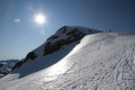 Sur l'arête.