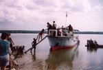 Débarcadère improvisé sur l'île.